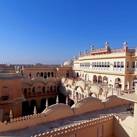 Alsisar Mahal- Heritage Hotel Exterior foto