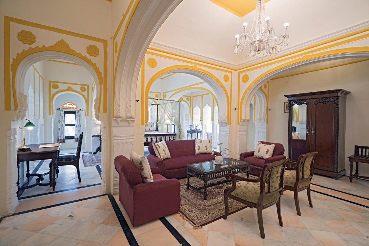 Alsisar Mahal- Heritage Hotel Exterior foto
