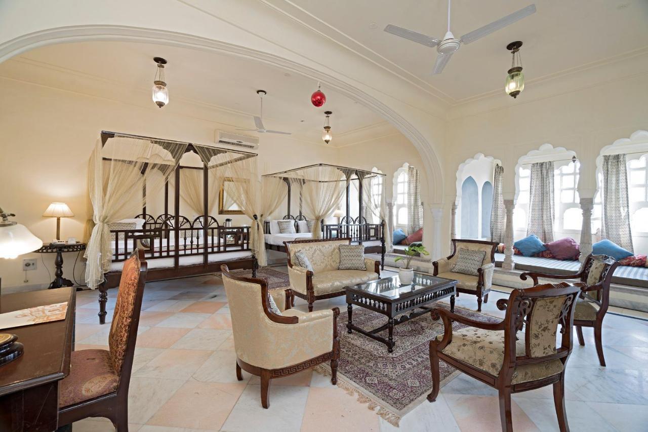 Alsisar Mahal- Heritage Hotel Exterior foto