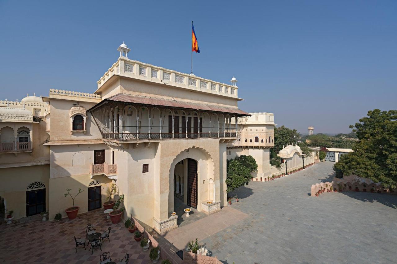 Alsisar Mahal- Heritage Hotel Exterior foto