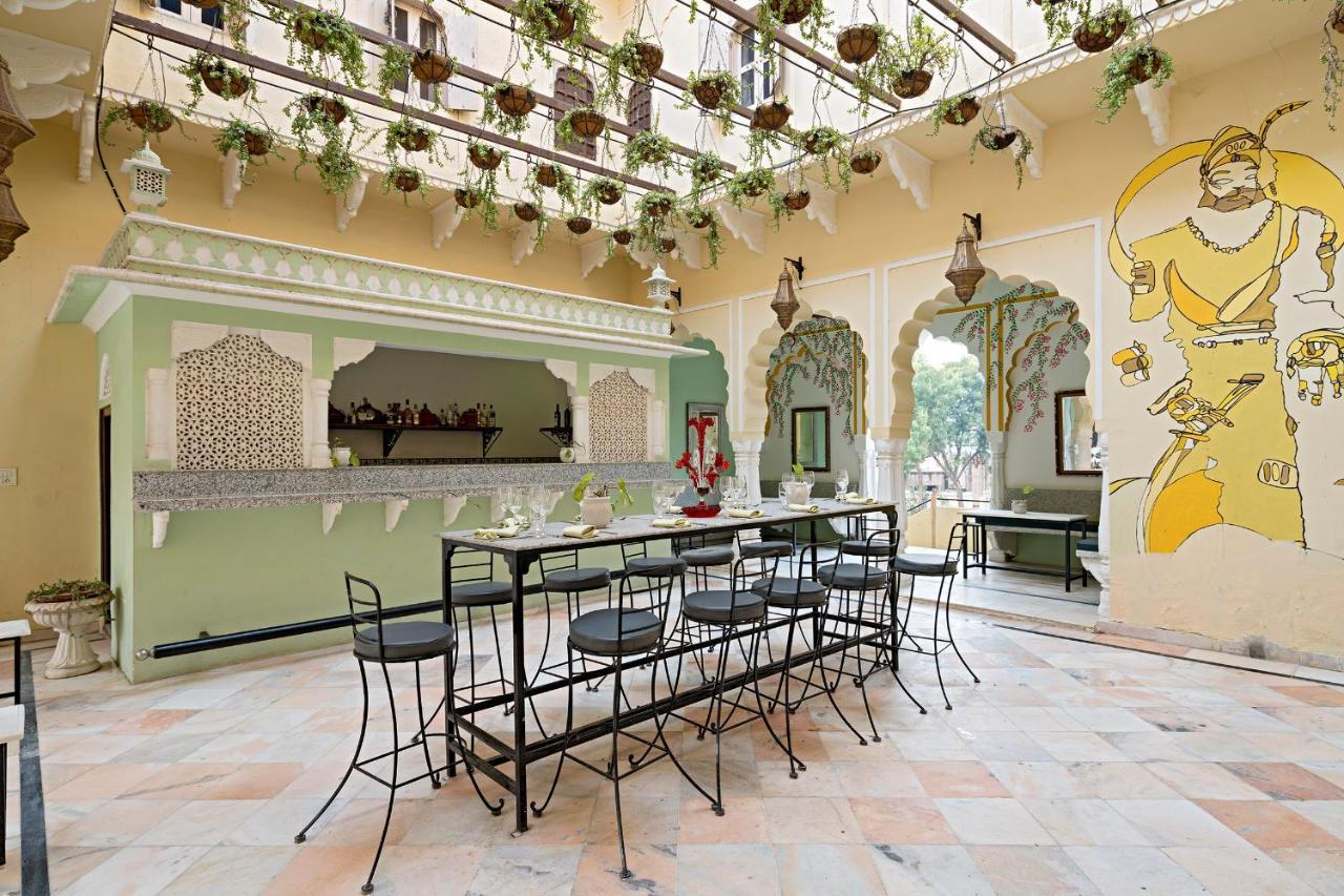 Alsisar Mahal- Heritage Hotel Exterior foto