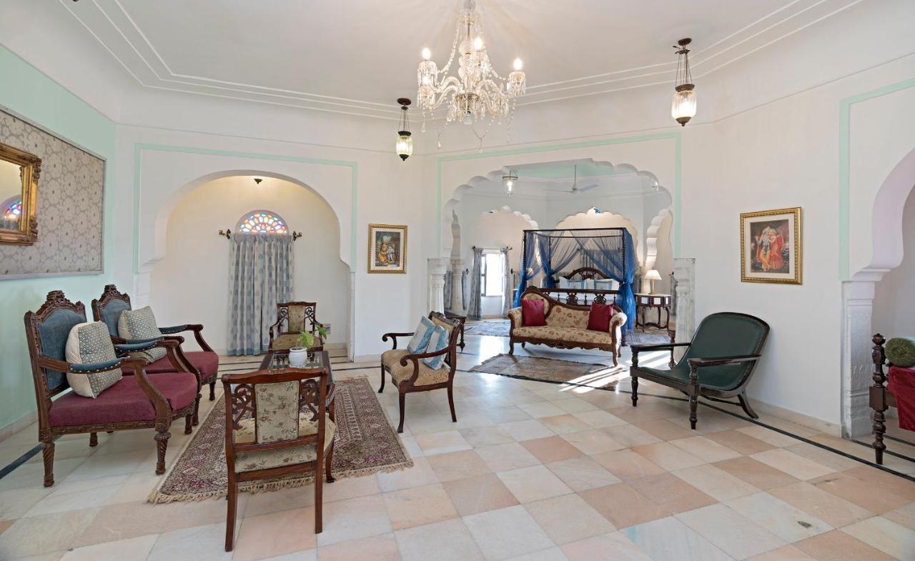 Alsisar Mahal- Heritage Hotel Exterior foto