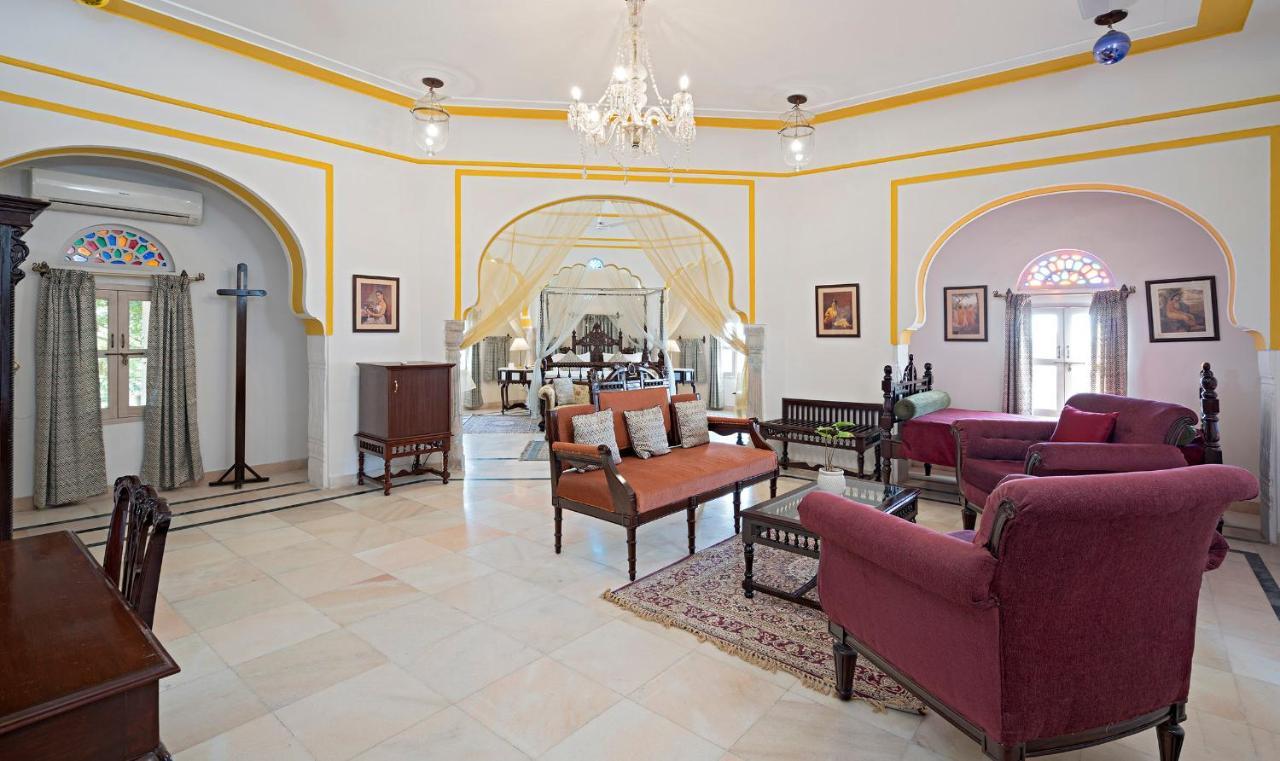 Alsisar Mahal- Heritage Hotel Exterior foto