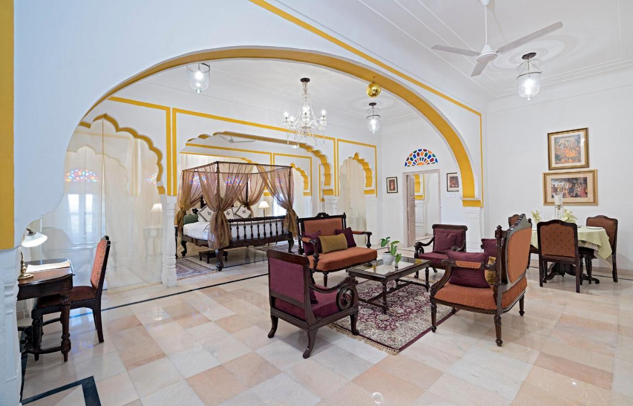Alsisar Mahal- Heritage Hotel Exterior foto